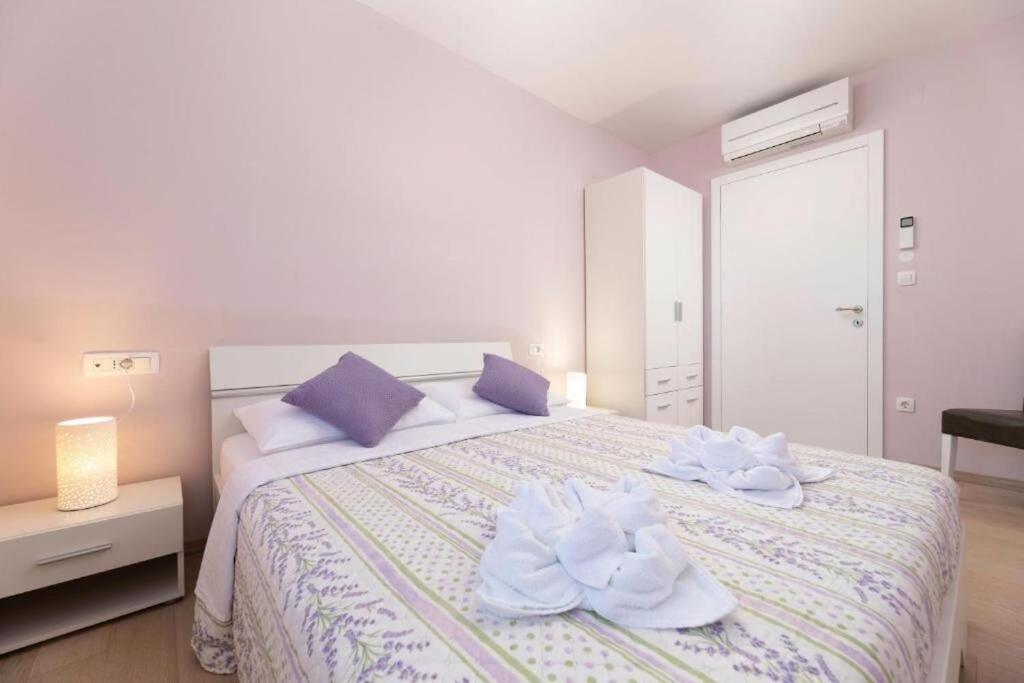 מאלינסקה Apartments Marina מראה חיצוני תמונה