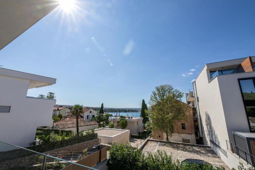 מאלינסקה Apartments Marina מראה חיצוני תמונה