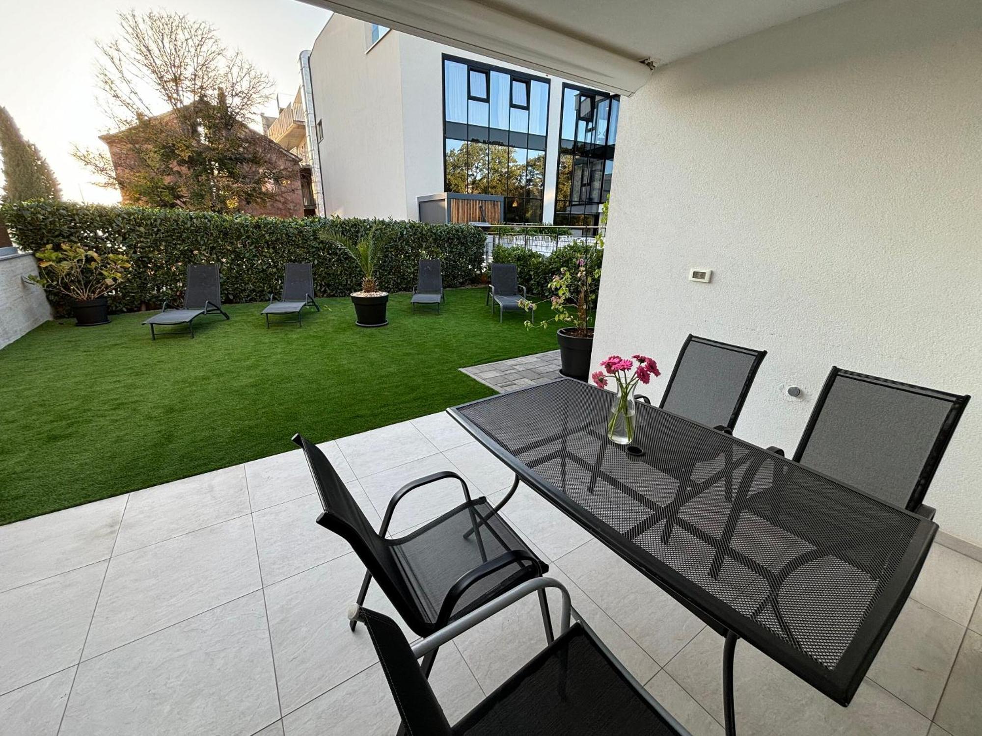 מאלינסקה Apartments Marina מראה חיצוני תמונה